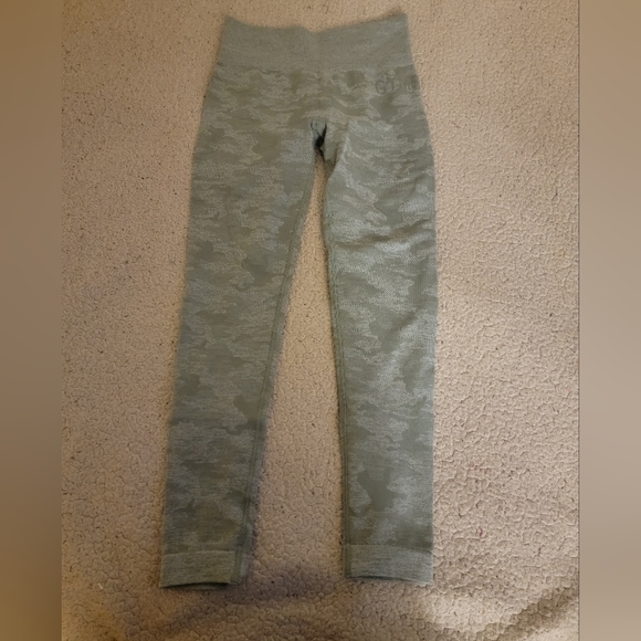 Gymshark | Legging Bundle | 3 Leggings | Size S/M | EUC - Picture 10 of 16